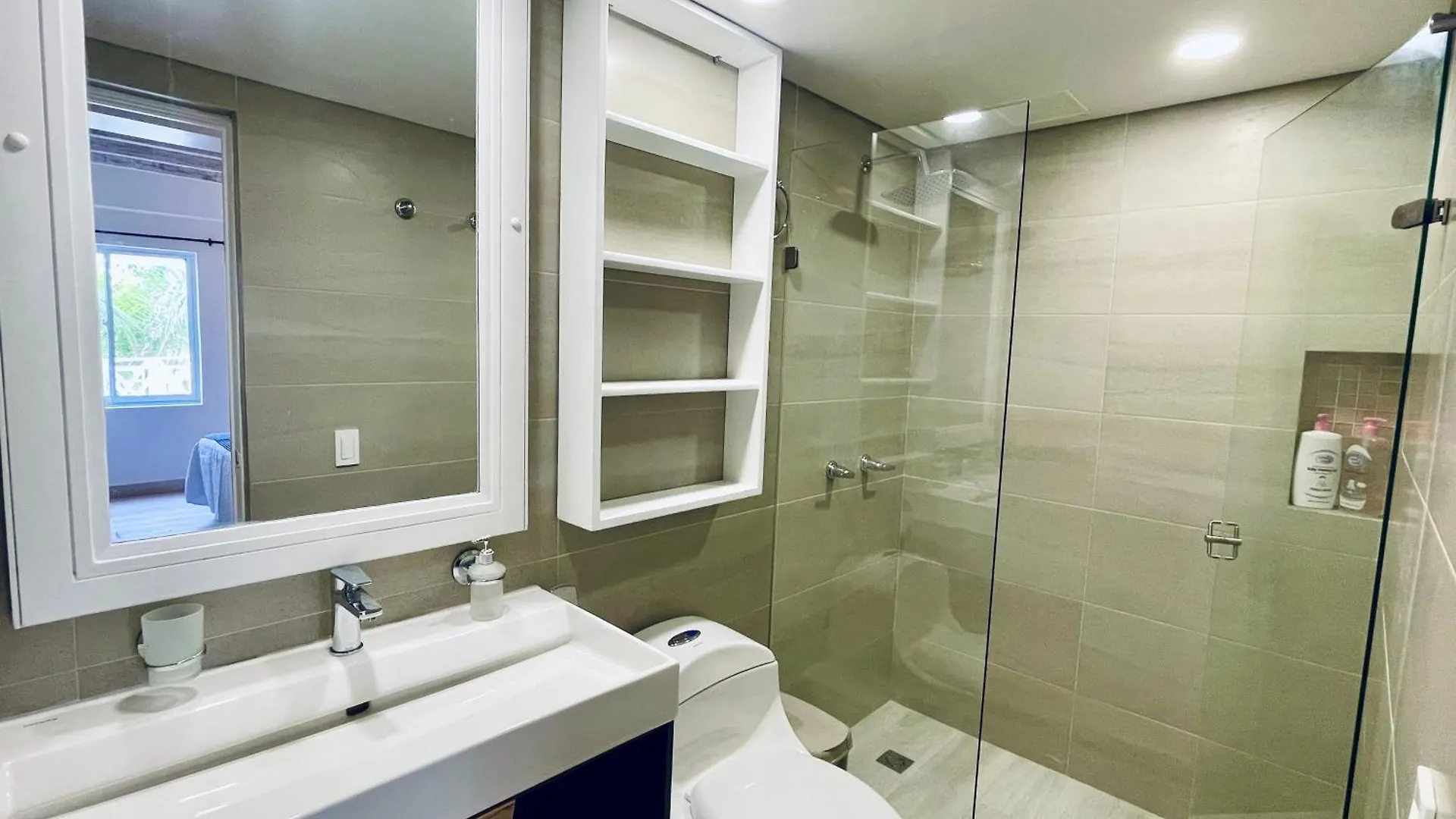 Bay Point- Ocean View Apartments By Nidho Properties San Andres