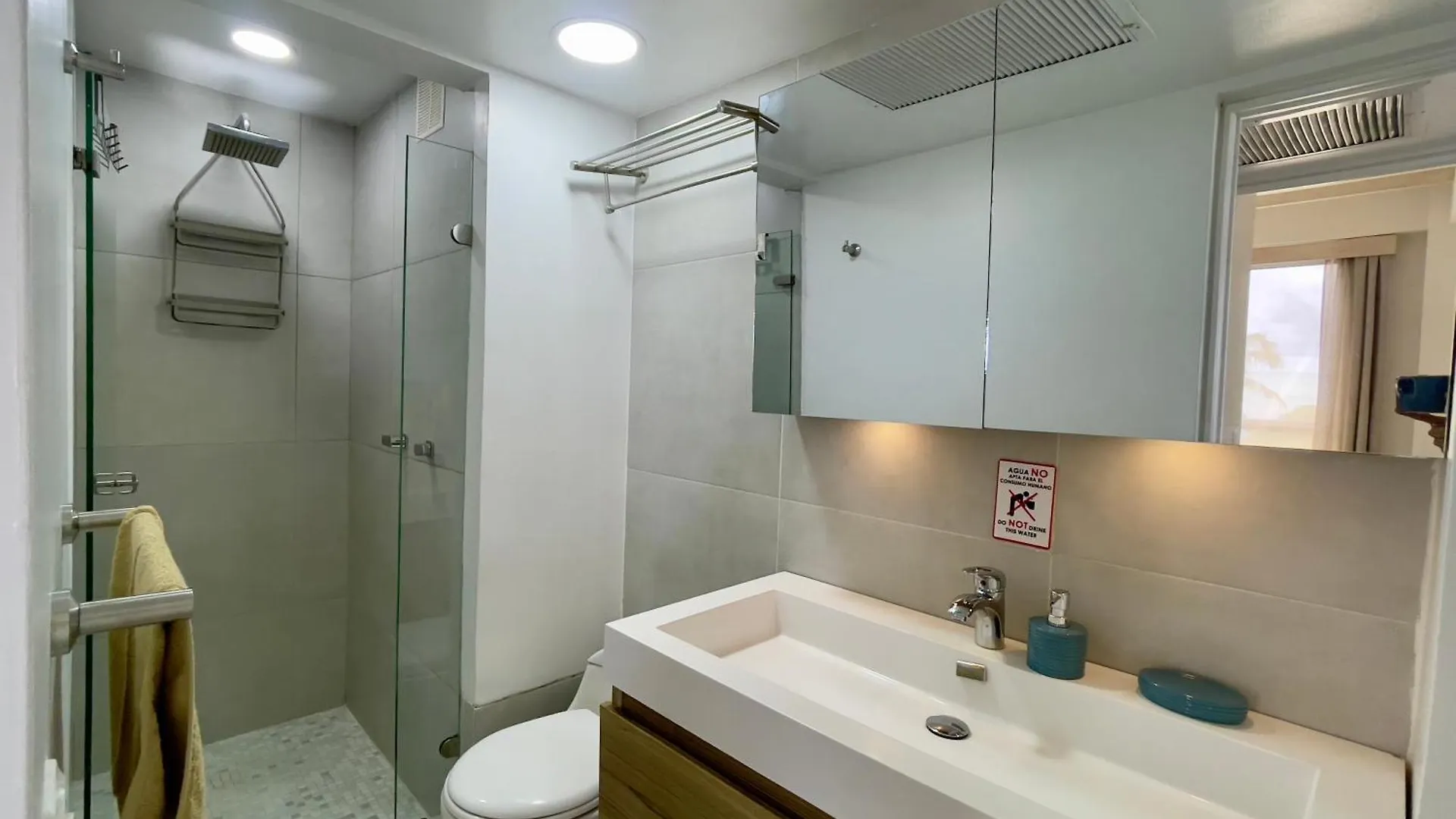Bay Point- Ocean View Apartments By Nidho Properties San Andres