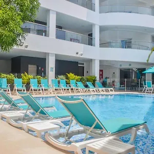 4* מלון Portobelo Plaza De Americas